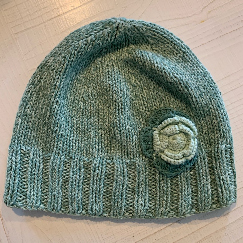 Orangic cotton beanie hat.